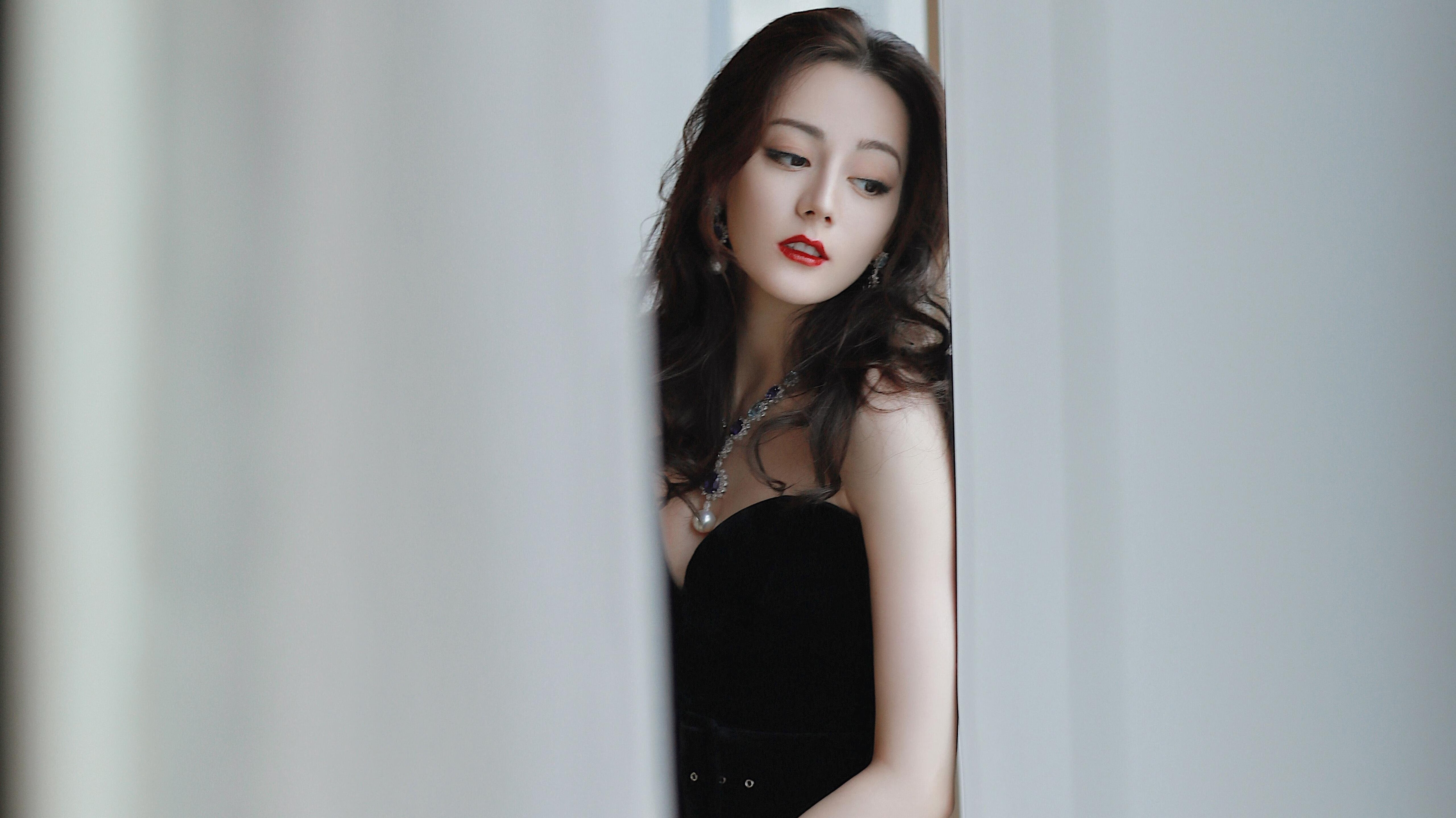 九游网游官网-中锋策应能力对整体节奏的影响分析，策应型中锋足球