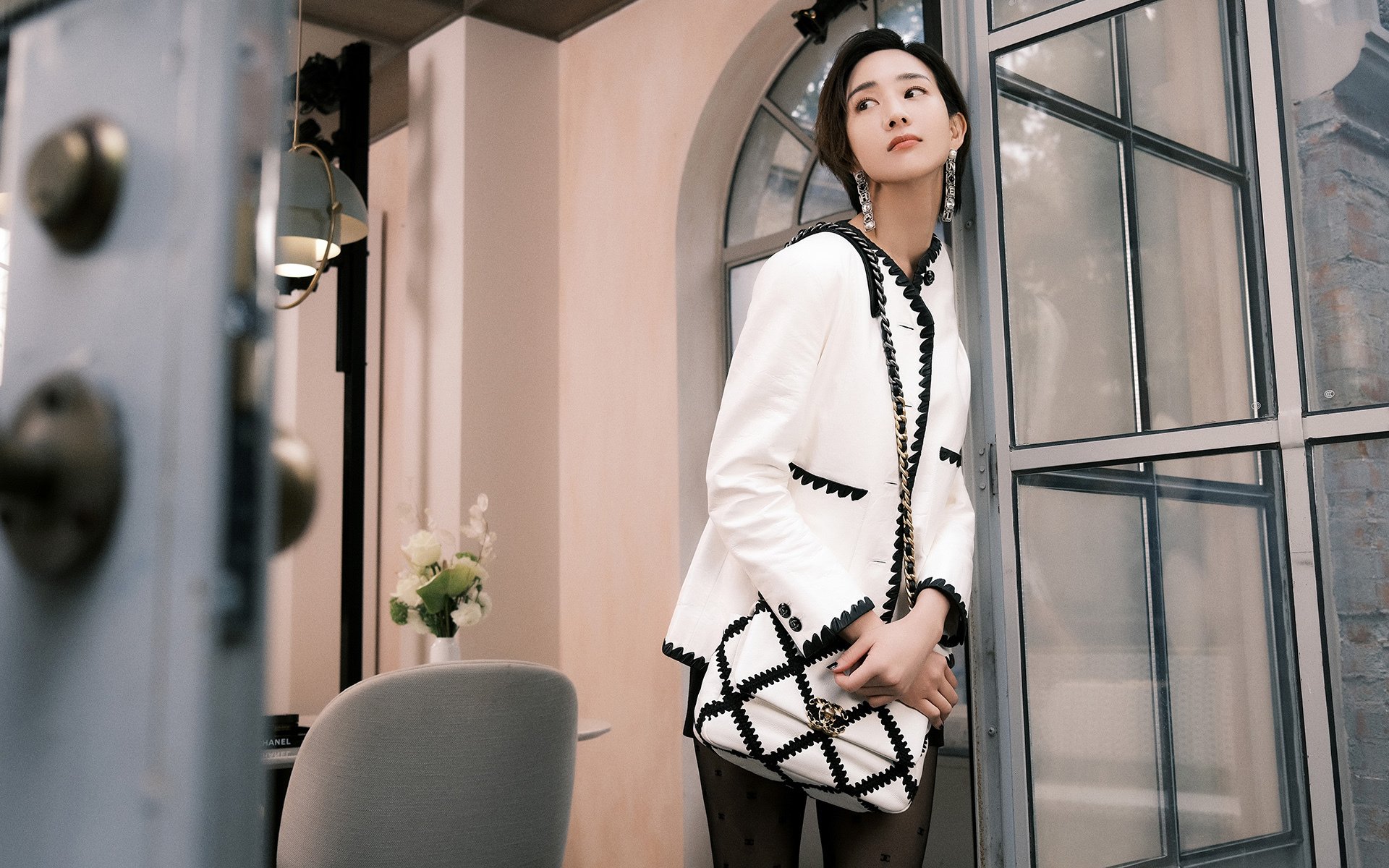 九游网页版官网入口-米切尔表示希望通过配合提升团队效率，米切尔的合同