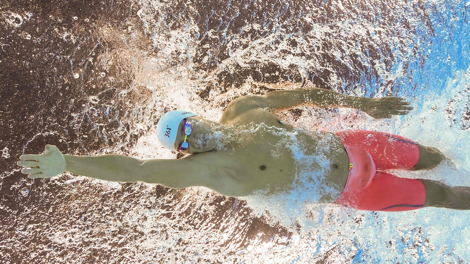 国际体操公开赛中国选手夺冠，国际体操协会官网